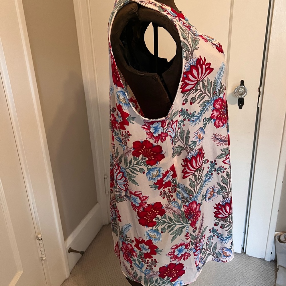 Pullover Blouse/Shell - Picture 2 of 4